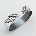 Pulsera Alas Pequeña, Colección Alas, @kingahaudek @Kinga Haudek, thumbnail