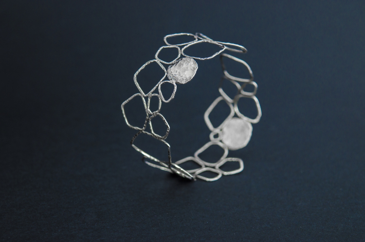 Brazalete Calles de Santiago, Colección Calles de Santiago, @kingahaudek @Kinga Haudek