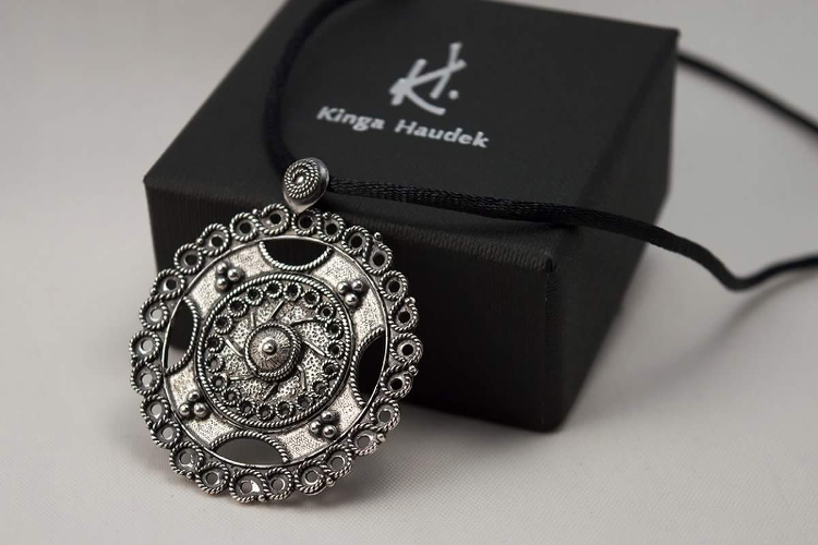 Rosetón, Colección Mandalas, @kingahaudek @Kinga Haudek